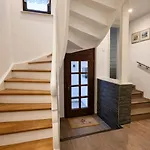 Grosszuegiges 170 Qm, 10 Gaeste, 30 Qm Sonnenterrasse, Eingezaeunter Hof, Klima, Kamin, Hundefreundlich *