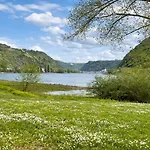 Grosszuegiges 170 Qm, 10 Gaeste, 30 Qm Sonnenterrasse, Eingezaeunter Hof, Klima, Kamin, Hundefreundlich