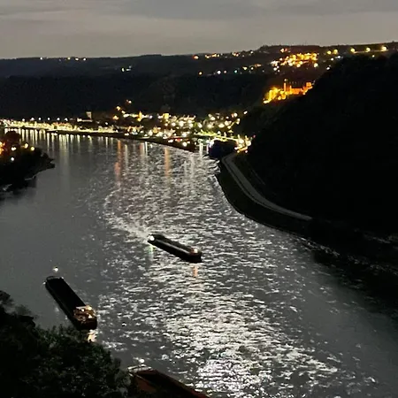 Grosszuegiges 170 Qm, 10 Gaeste, 30 Qm Sonnenterrasse, Eingezaeunter Hof, Klima, Kamin, Hundefreundlich * Kestert