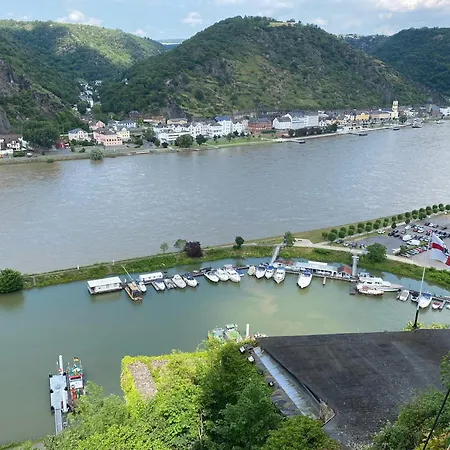 Grosszuegiges 170 Qm, 10 Gaeste, 30 Qm Sonnenterrasse, Eingezaeunter Hof, Klima, Kamin, Hundefreundlich *