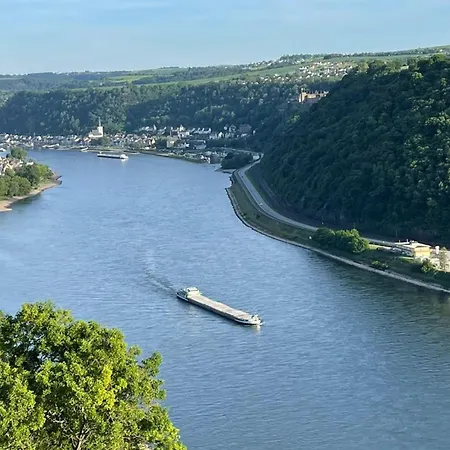 Casa de Férias Grosszuegiges 170 Qm, 10 Gaeste, 30 Qm Sonnenterrasse, Eingezaeunter Hof, Klima, Kamin, Hundefreundlich Kestert