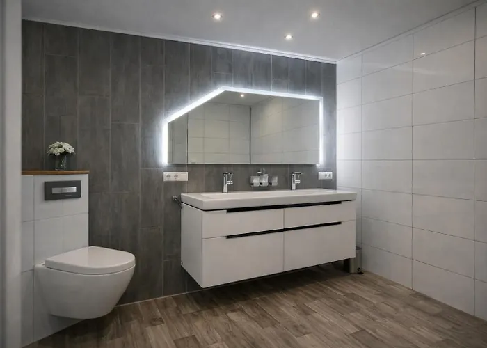 Grosszuegiges 170 Qm, 10 Gaeste, 30 Qm Sonnenterrasse, Eingezaeunter Hof, Klima, Kamin, Hundefreundlich