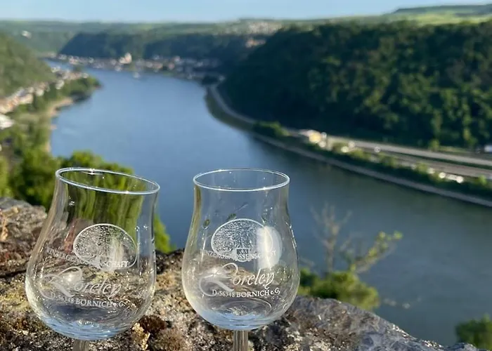 Casa de Férias Grosszuegiges 170 Qm, 10 Gaeste, 30 Qm Sonnenterrasse, Eingezaeunter Hof, Klima, Kamin, Hundefreundlich