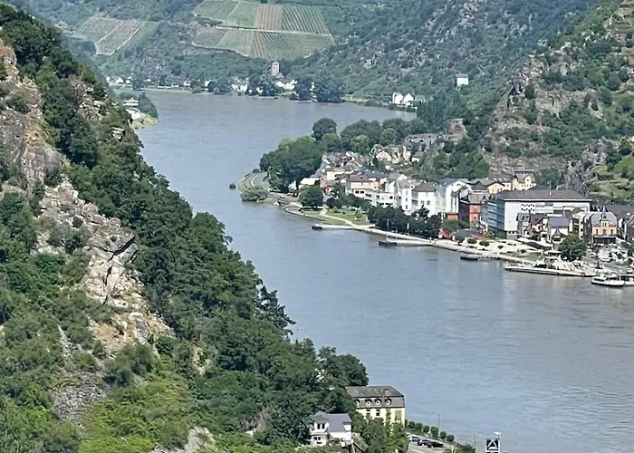 Casa de Férias Grosszuegiges 170 Qm, 10 Gaeste, 30 Qm Sonnenterrasse, Eingezaeunter Hof, Klima, Kamin, Hundefreundlich Kestert