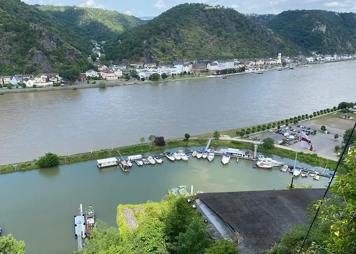 Grosszuegiges 170 Qm, 10 Gaeste, 30 Qm Sonnenterrasse, Eingezaeunter Hof, Klima, Kamin, Hundefreundlich *